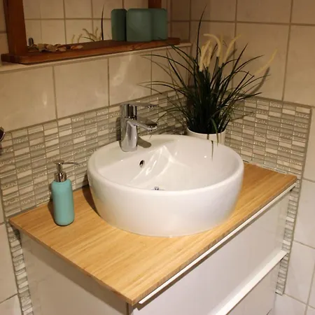 003 Am Hirtenweg كاسيل